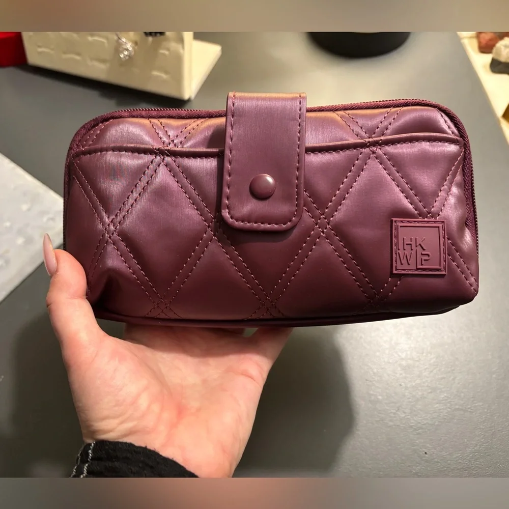 IHKWIP Crossbody Wallet Convertible Purse New with Tags